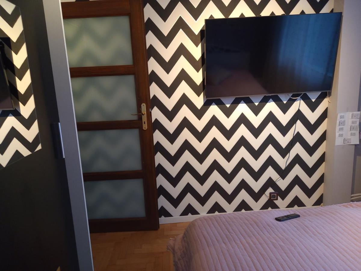 Letnia Oliwa Apartment กดัญสก์ ภายนอก รูปภาพ