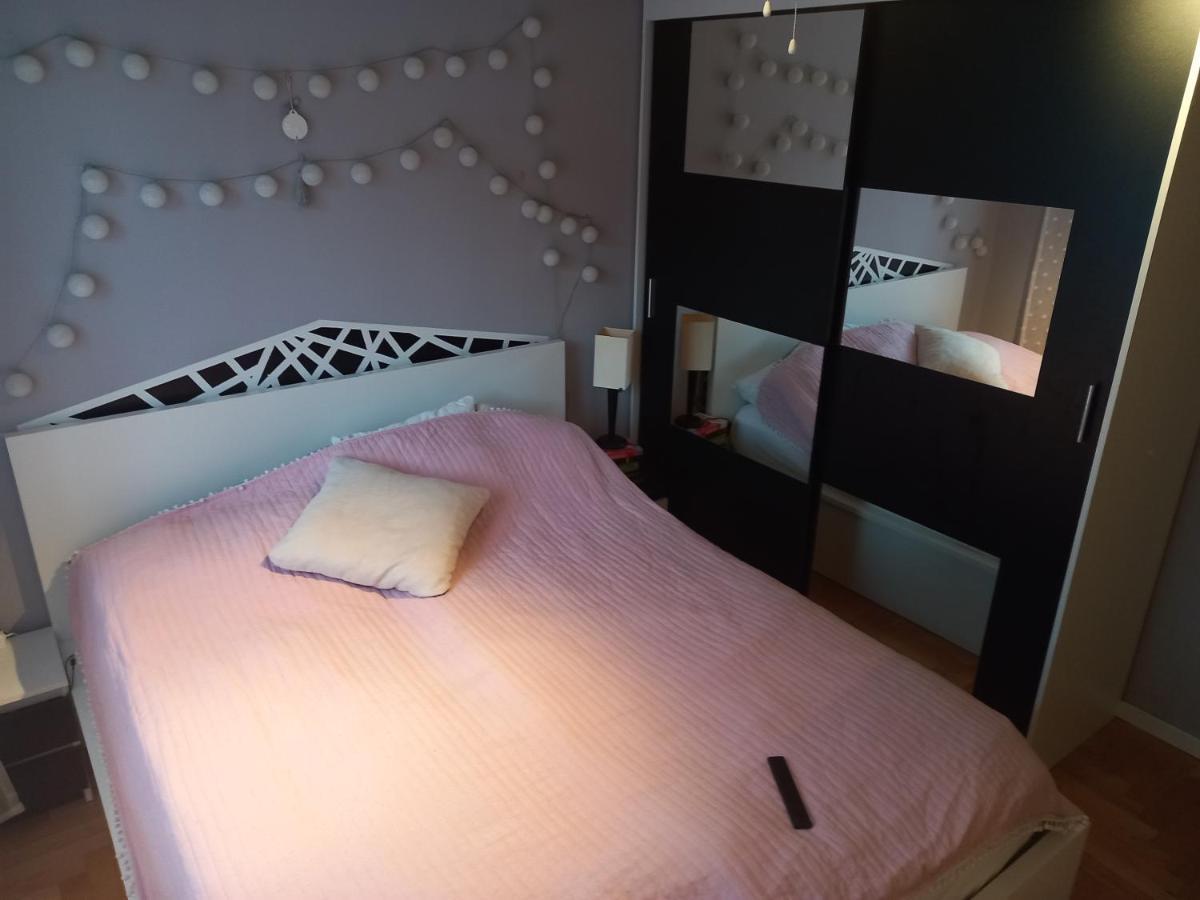 Letnia Oliwa Apartment กดัญสก์ ภายนอก รูปภาพ